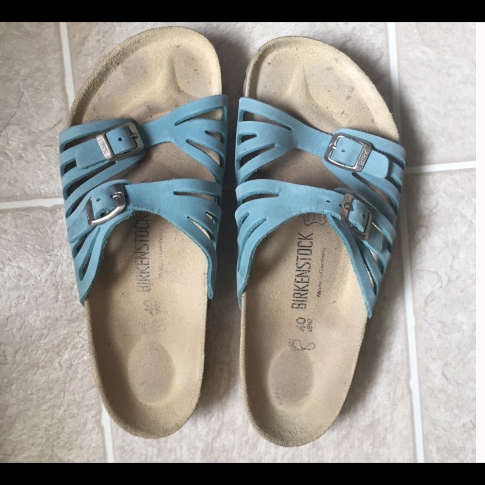 New without box Birkenstock’s. Beautiful sandal.